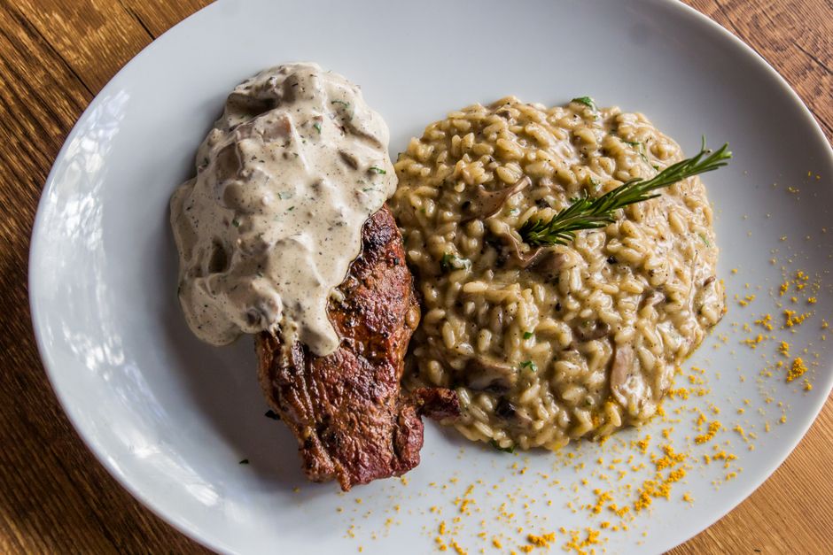 Mushroom and Barley Risotto: A Hearty Vegetarian Comfort Food Guide